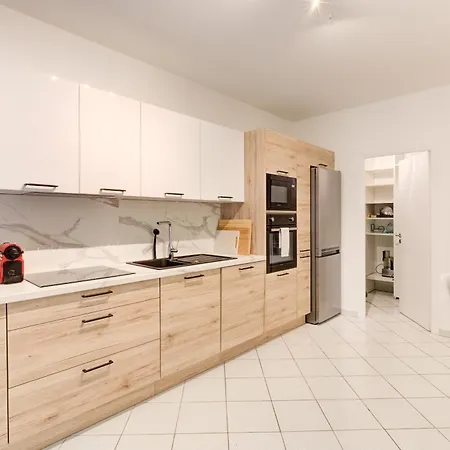 Giant Terrace On A Stunning View Διαμέρισμα *