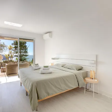 Giant Terrace On A Stunning View Βιλφράνς-συρ-Μερ