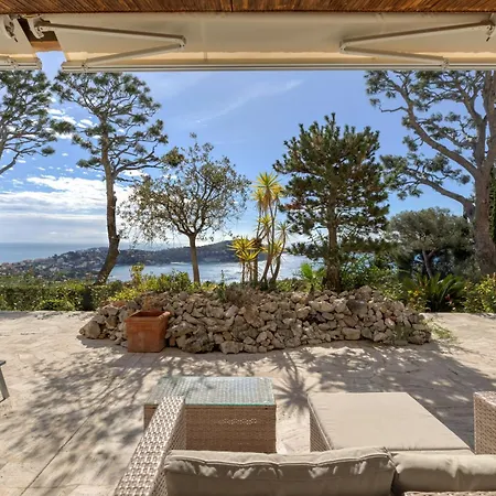 Giant Terrace On A Stunning View ヴィルフランシュ・シュル・メール